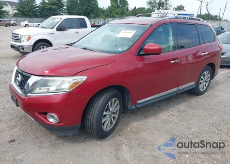 2013 Nissan Pathfinder S/Sv/Sl/Platinum z USA, uszkodzony, nr VIN 5N1AR2MMXDC610698
